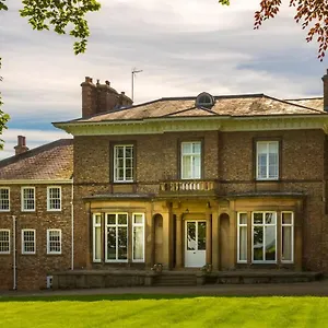 The Wing At Brook Hall Nr York & Leeds - Free Hot Tub Tadcaster